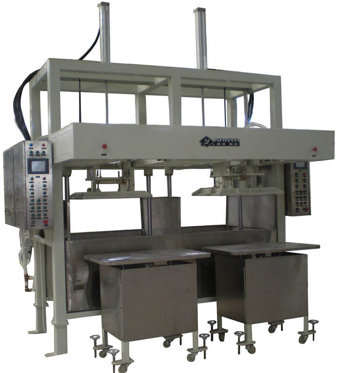 De Machine van het de Pulpafgietsel van het Thermoformingspapier het Drogen in Vorm, 30kg-300kg/h