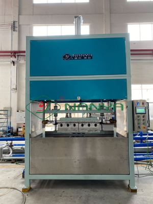 Halfautomatische papierpulp urinale flessenmachine / biologisch afbreekbare urineflessenmachine pulp gieten medische producten