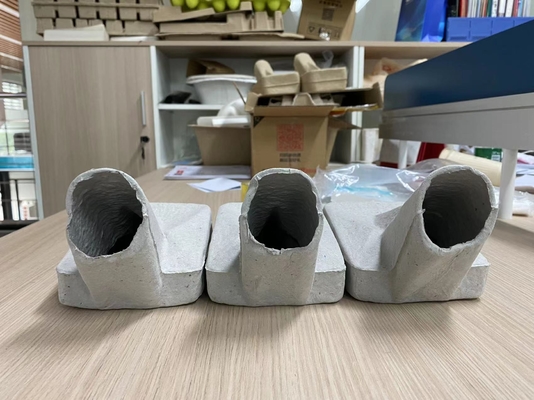 Halfautomatische papierpulp urinale flessenmachine / biologisch afbreekbare urineflessenmachine pulp gieten medische producten