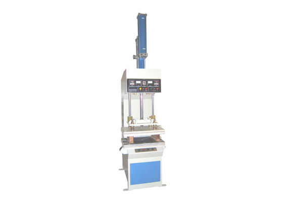 De hete Dringende Vormende Machine van de Papierpulp voor Industriële Pakketten 5 ~8 ton